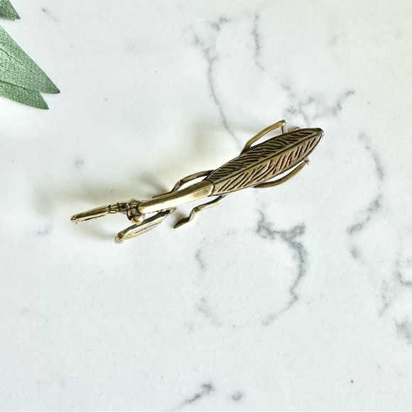 Mini Antiqued Praying Mantis Brass Look Statue Metal Figurine Boho Fairy Garden - Picture 9 of 11